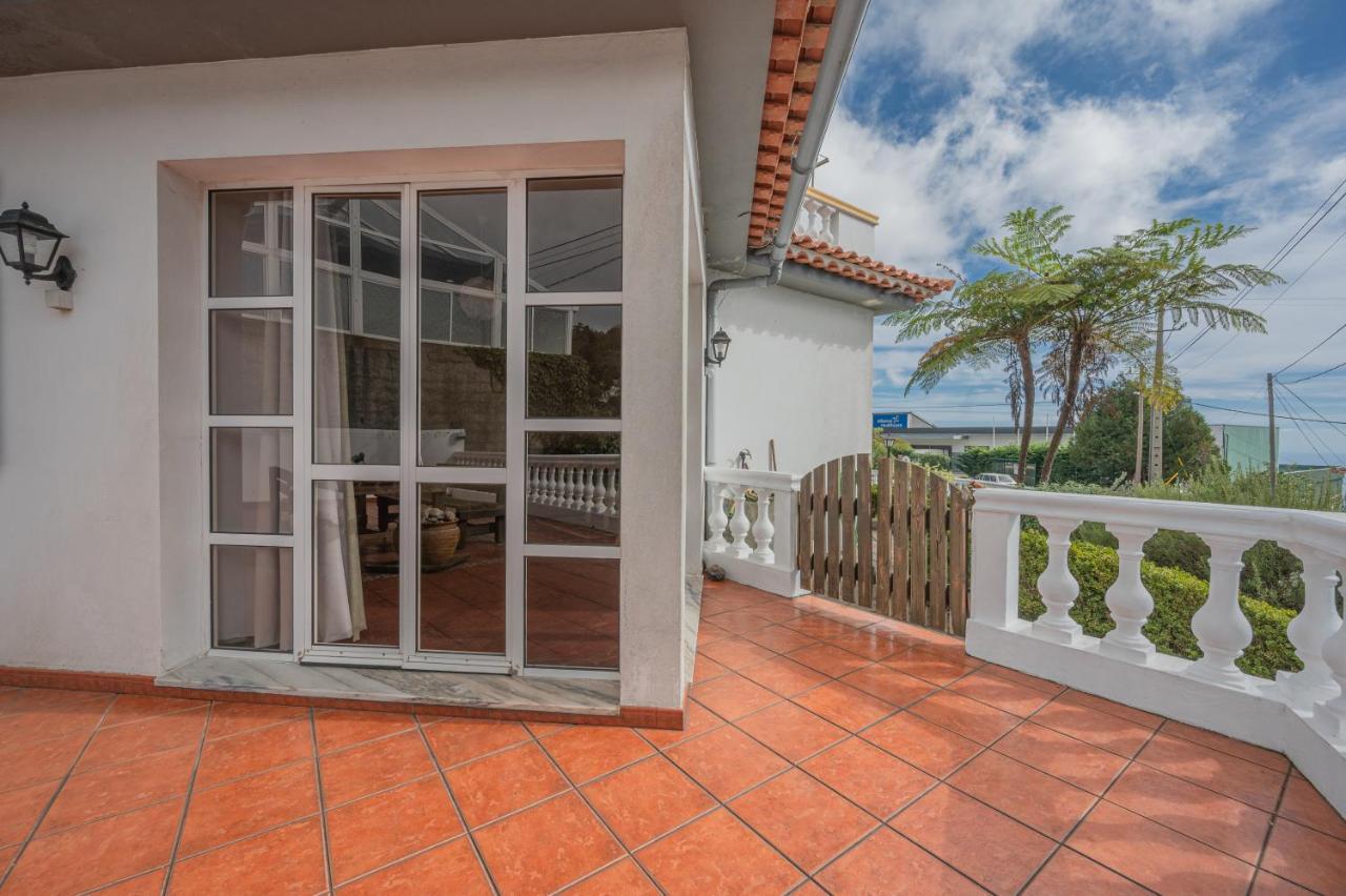 Villa Familia Dehoux Camacha  Exterior photo